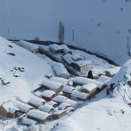 Albergue De Portilla Портилья-де-ла-Реина Экстерьер фото
