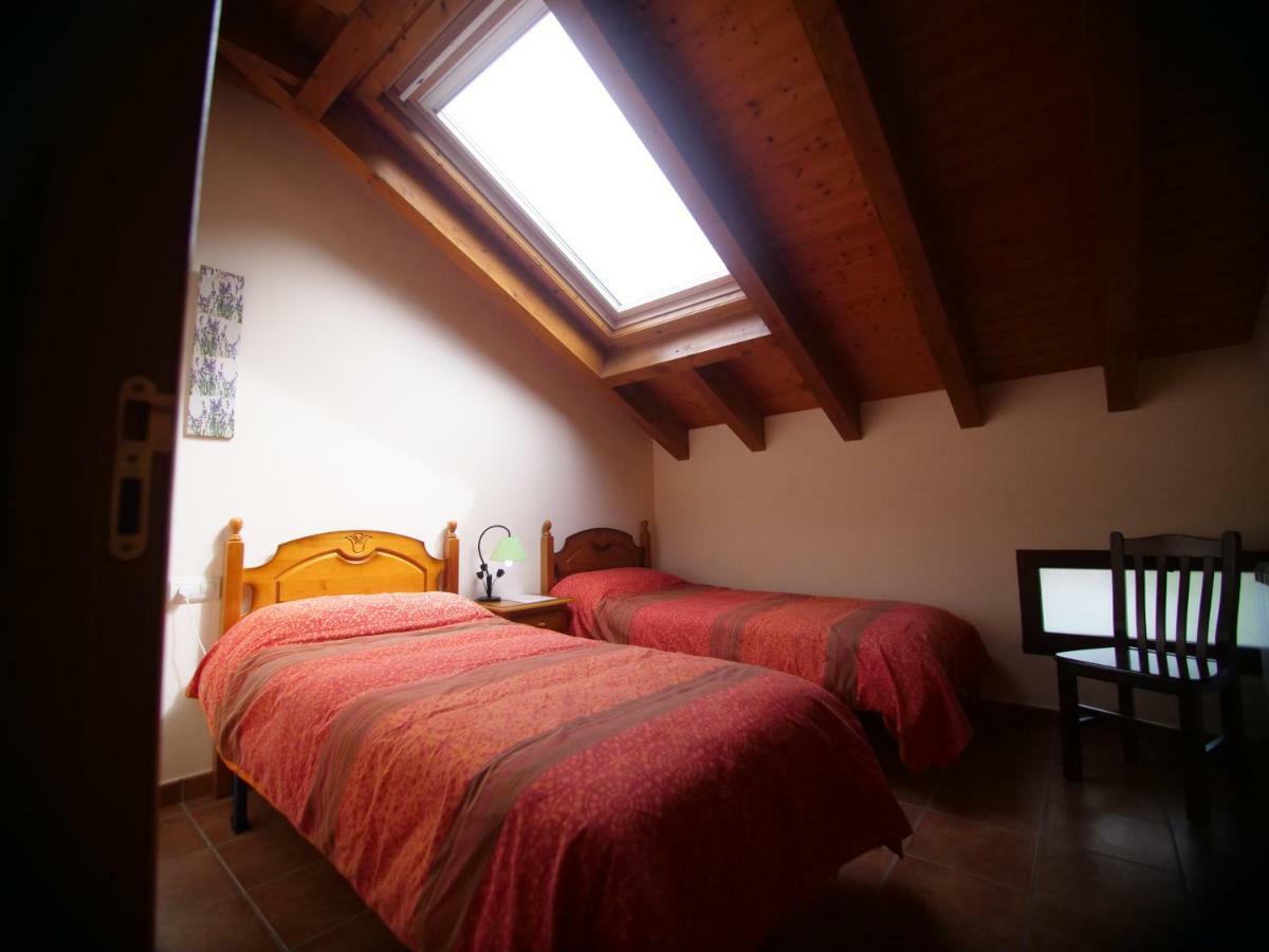 Albergue De Portilla Портилья-де-ла-Реина Экстерьер фото
